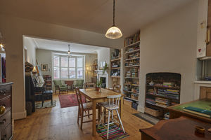 Dining Room- click for photo gallery